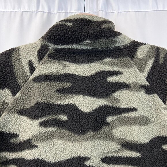 Maurices Womens Multicolor Camouflage Fleece Long Sleeve Jacket Size Medium - Picture 4 of 9